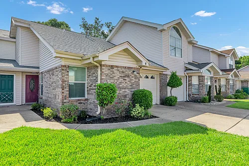 4 Falcon Ridge Ln Photo 1