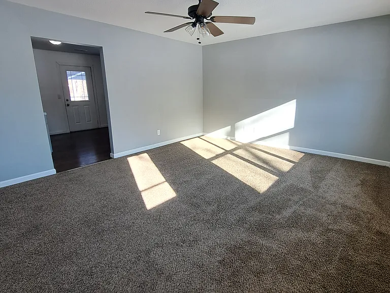 9651 E Lake San Lynn Rd — Photo 9