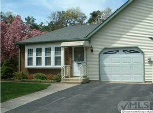 5A Bayberry Ln, Whiting, NJ 08759
