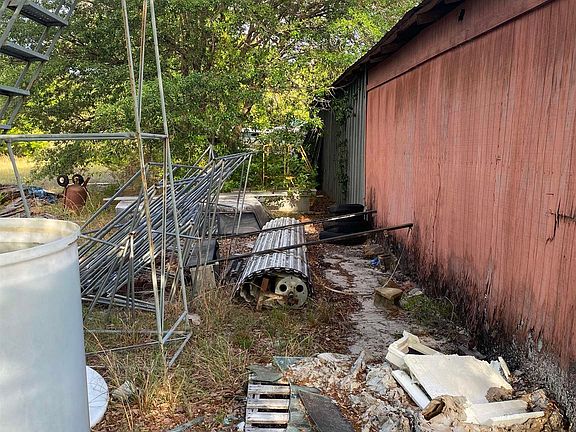 5th image of 245 Carraway Cutoff
