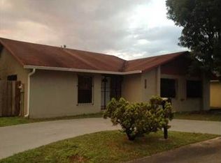 719 SW 101 Court Cir, Miami, FL 33174