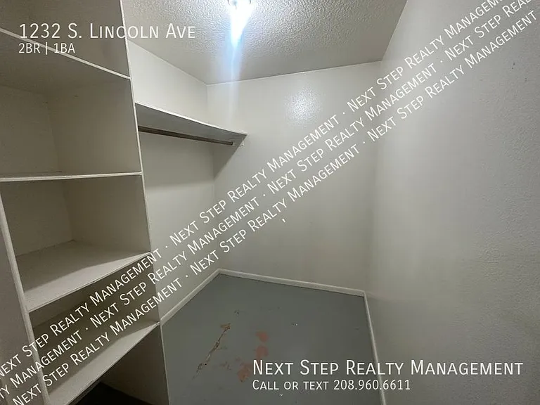 1232 S Lincoln Ave — Photo 11