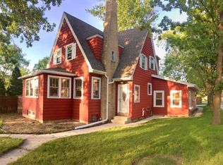 612 S Main St, Cedar Grove, WI 53013