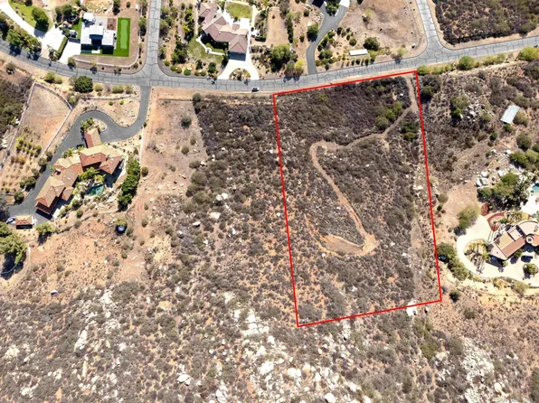 84 Presilla Dr #84, Jamul, CA 91935