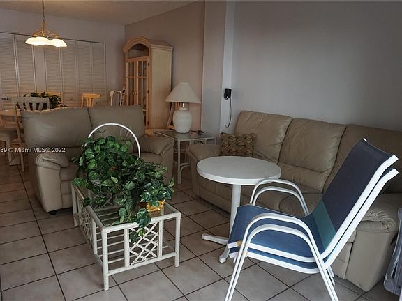 5th image of 4141 Collins Ave APT 103
