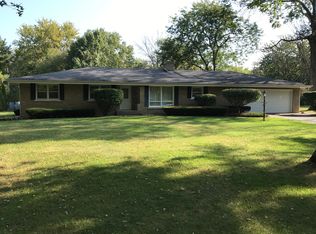 6 Charlton Dr, Kankakee, IL 60901