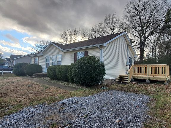 2nd image of 572 Brady Dr