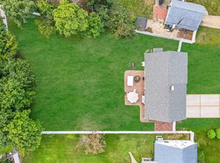 4 Target Ln, Levittown, NY 11756