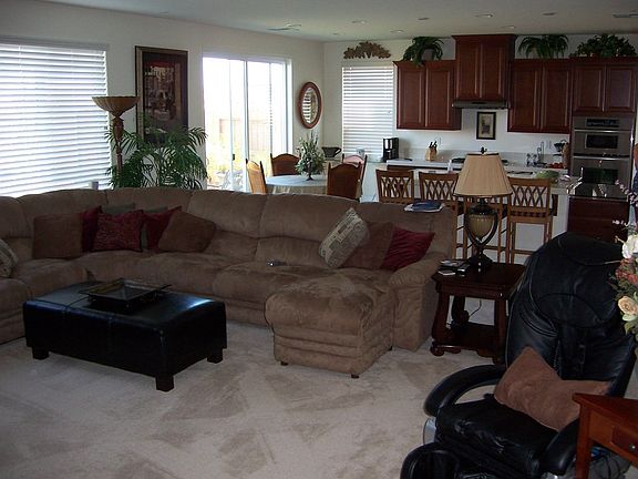 Family,Kitchen,Dinette