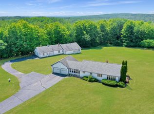 716 Hodsdon Rd, Pownal, ME 04069