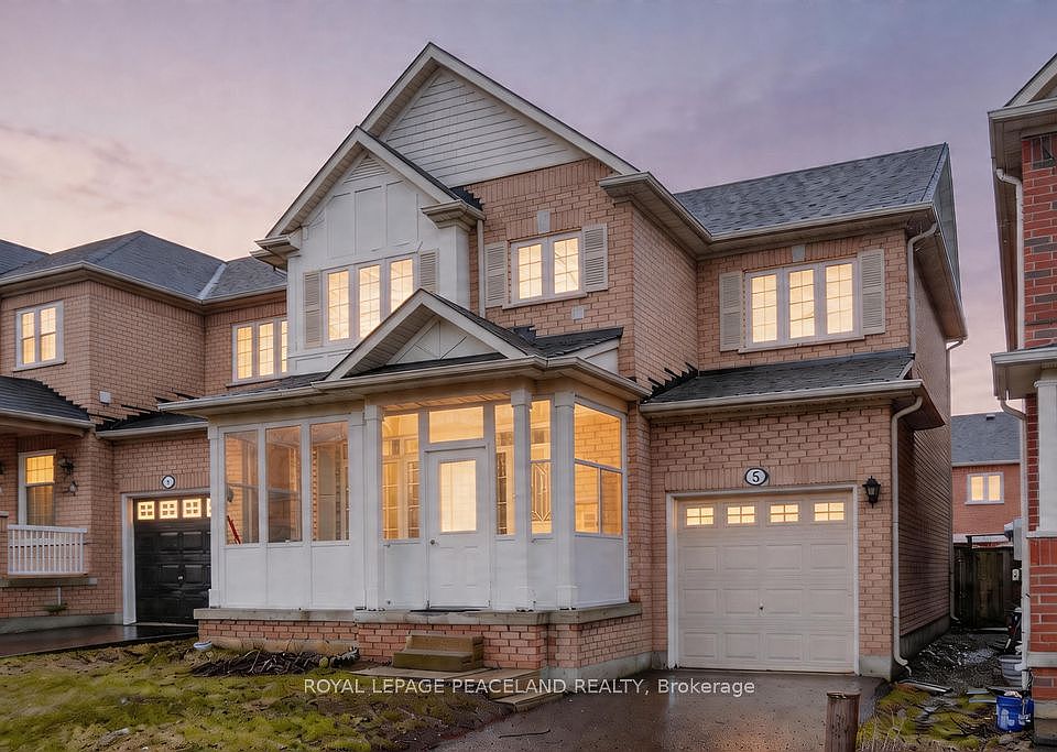 1st image of 5 Forest Valley Rd