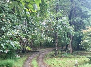 2225 Arritt Rd, Bumpass, VA 23024