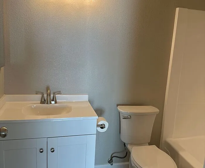 24437 La Glorita Cir — Photo 5
