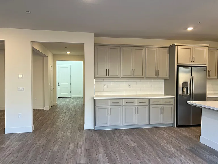 5312 Hinton Dr — Photo 14