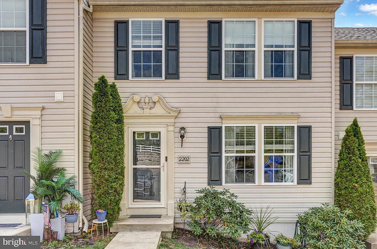 2202 Orchard View Rd, Reading, PA 19606 Zillow