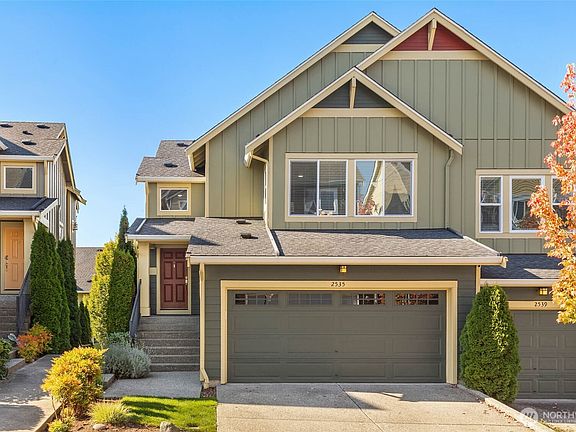3rd image of 2535 NE Mulberry Walk