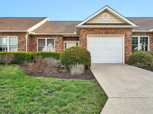 124 Cypress Ct, Roanoke, VA 24019