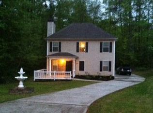 845 Tall Deer Dr, Fairburn, GA