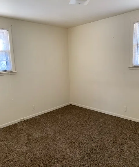 916 Virginia Ave #B — Photo 4