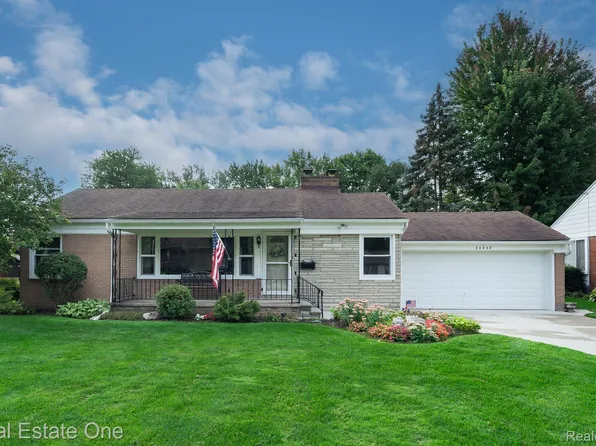 33250 Edgegrove Ave, Fraser, MI 48026