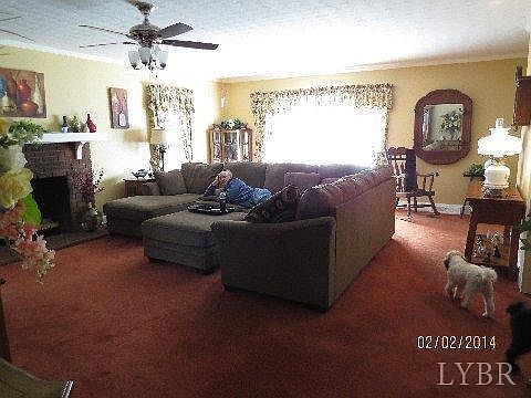 5th image of 602 Henry St