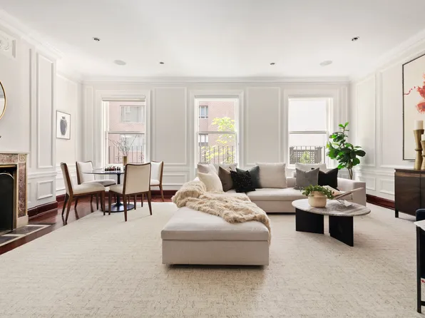 2 East 80th Street 7 image 1 of 24