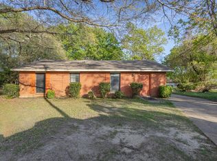 212 Bobbie Ct, Prattville, AL 36066