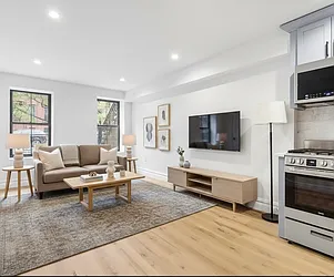 612 Hancock Street, #1