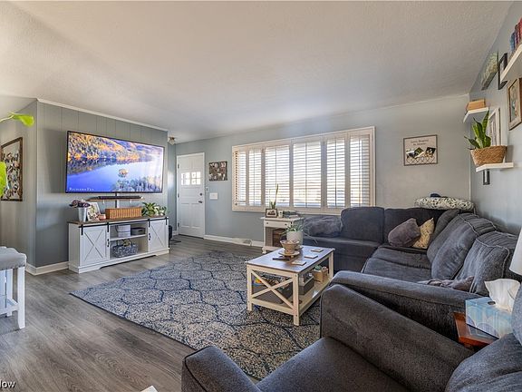2nd image of 686 E Parkleigh Dr
