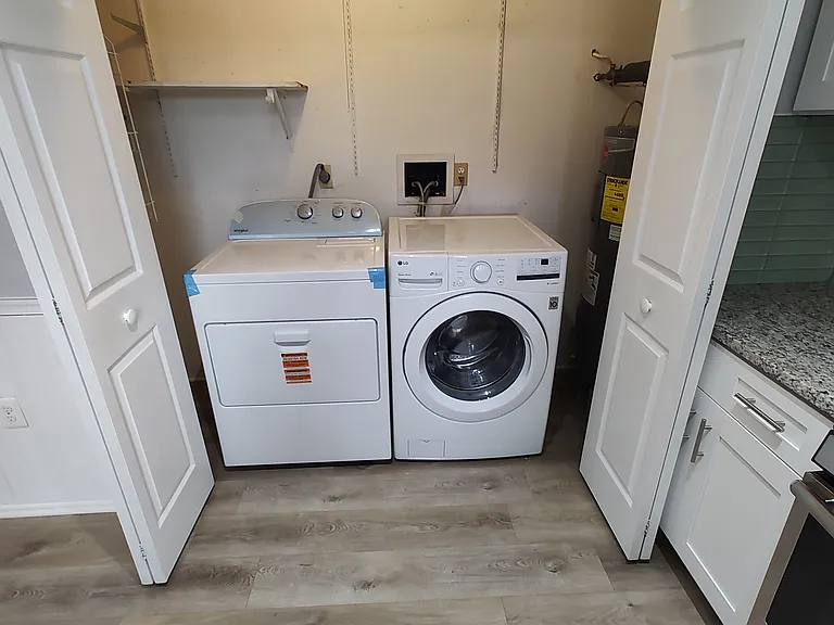 8027 Shore Rd — Photo 10