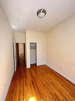 Rented by Bond New York | media 8