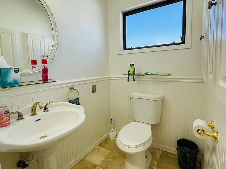 18310 Burkholder Cir — Photo 9