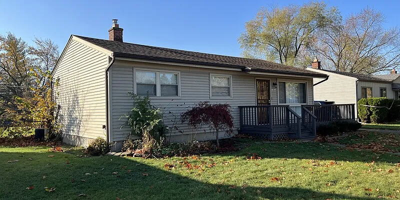 14016 Sherman Ave photo 1