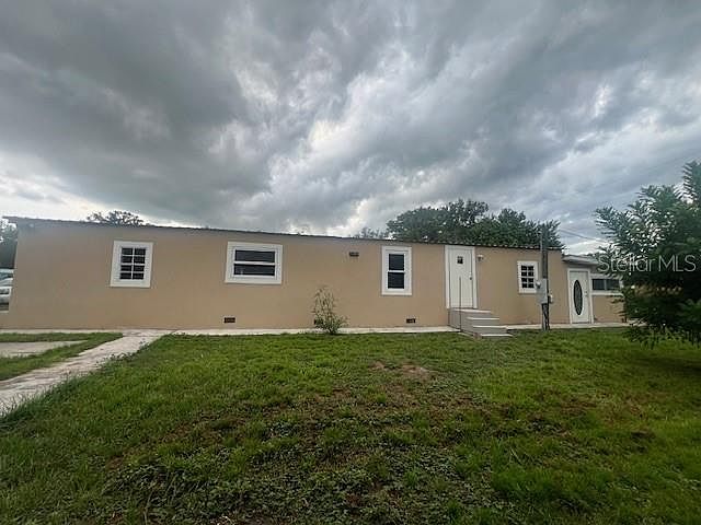 1st image of 2183 SE Circle Dr