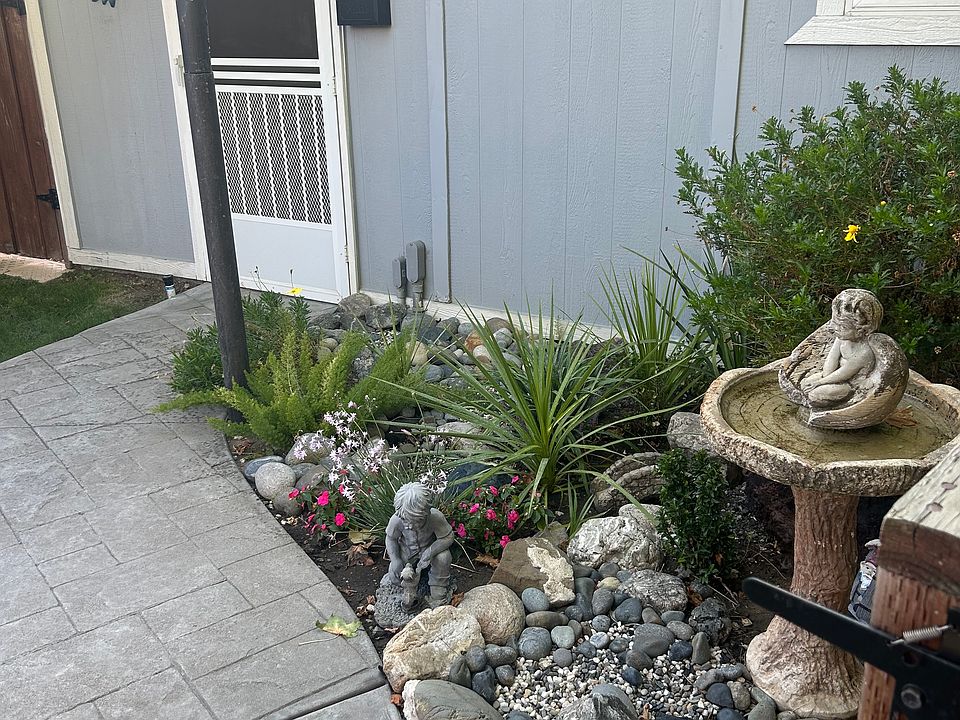 beautifully landscaped and maintained