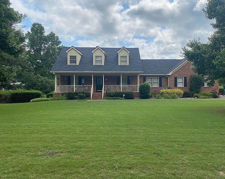 1st image of 2168 Valley Creek Cir