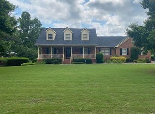 2168 Valley Creek Cir, Snellville, GA 30078