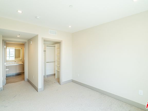 5th image of 10534 Santa Monica Blvd APT 106