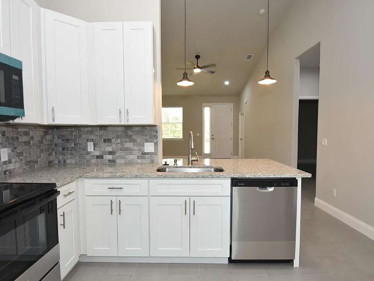 17 Ryapple Ln #A — Photo 8