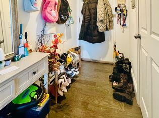 320 Hammond Pond Pkwy APT 402, Chestnut Hill, MA 02467