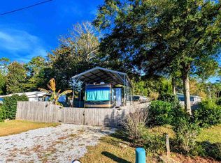 631 Escambia Dr, Lillian, AL 36549