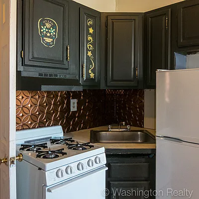 Rented by Washington Realty Corp. | media 27