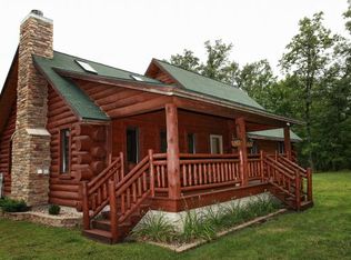 W5920 Woods Rd, Shawano, WI 54166