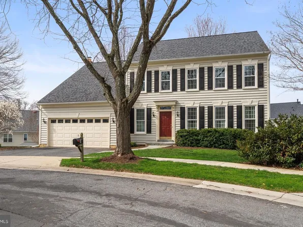 9 Stage Coach Ct, Germantown, MD 20876