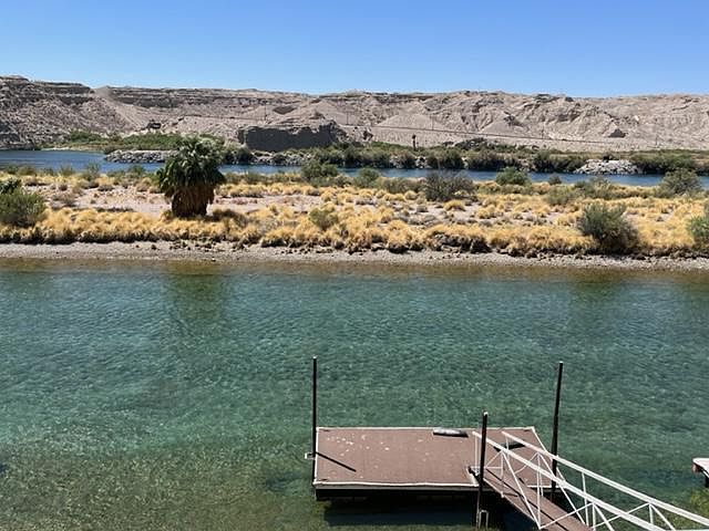 Beautiful Colorado River and Watercraft Dock