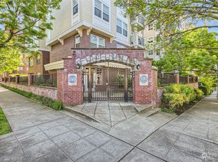 530 4th Ave W APT 303, Seattle, WA 98119
