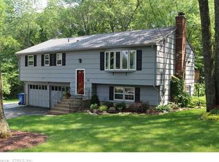 135 Old Post Rd, Tolland, CT 06084