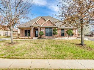 1055 Kinglet Ct, Burleson, TX 76028