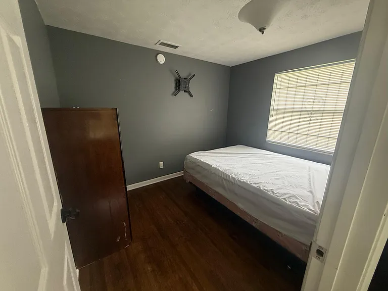 3126 Martha St — Photo 33