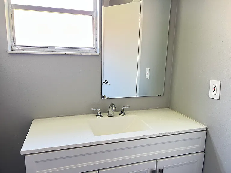 10508 Montpelier Cir — Photo 22